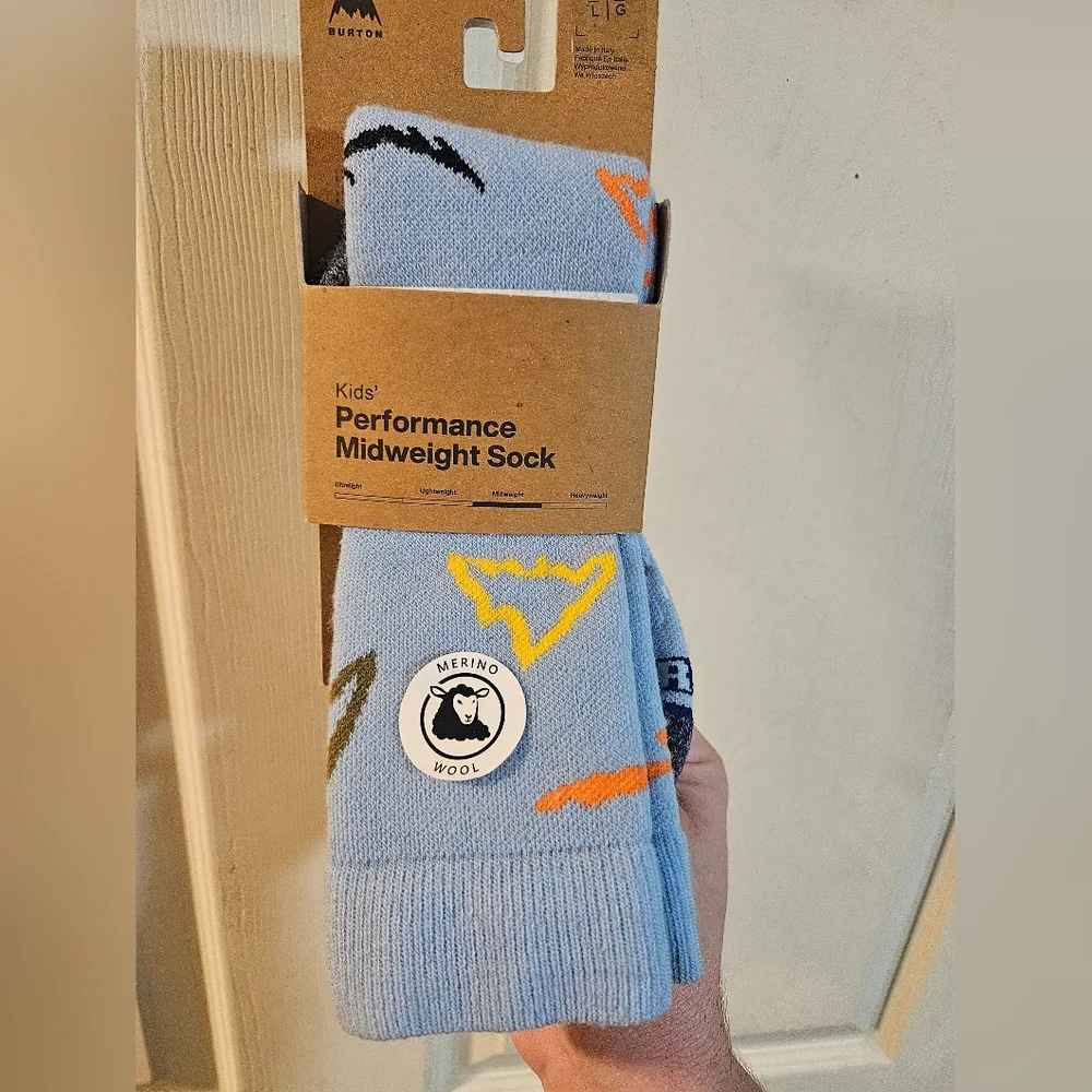 Burton Kids' Performance Midweight Socks: Blue: New With Tags: Size M/L